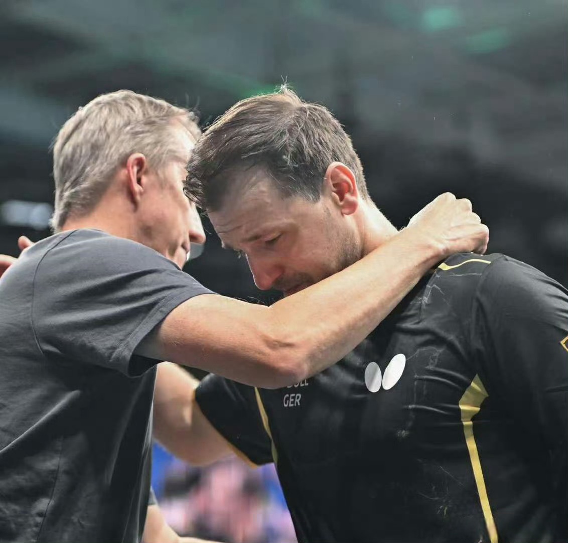 关于德国乒乓球队翻盘法国乒乓球队，波尔完成帽子戏法的信息