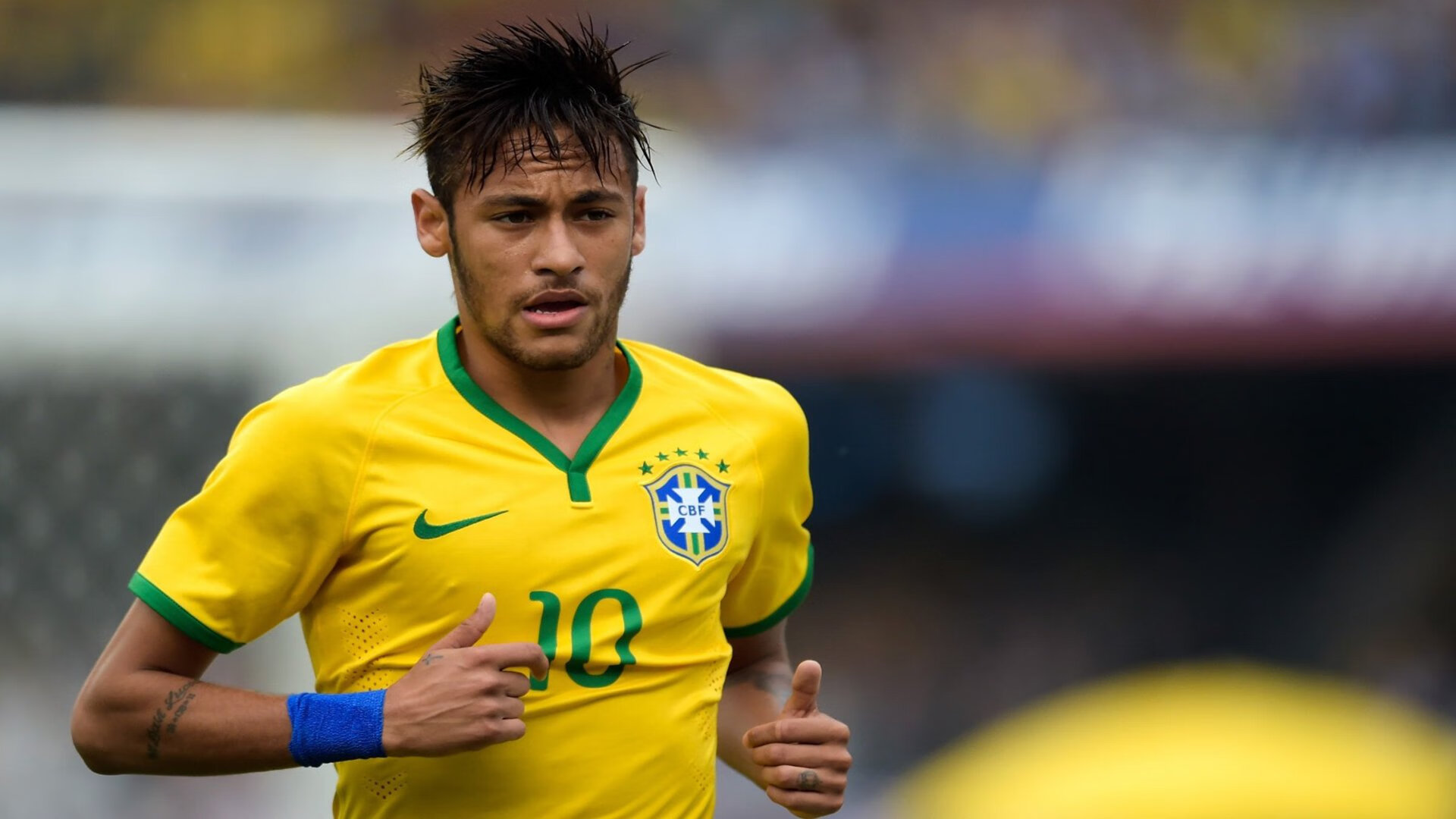 库尔图瓦神级爆发难阻黄潜风暴，比利亚雷亚尔阿尔及利亚体系制霸欧陆