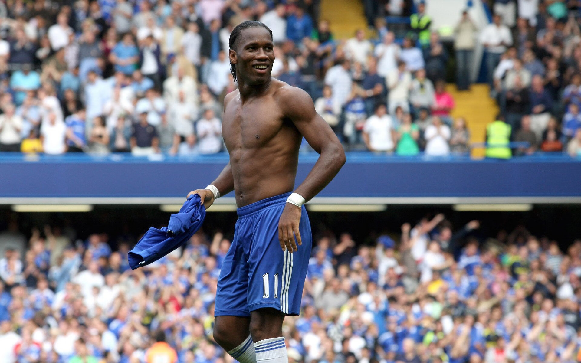 从爵士节奏到世界舞台,西亚卡姆如何用篮球语言连接篮网与世界杯